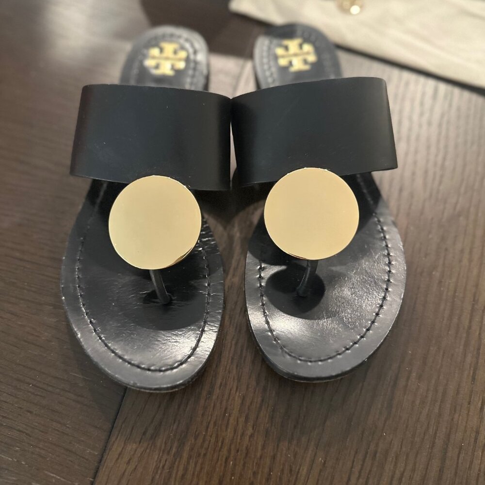 Authentic Luxury Tory Burch Patos Disk Sandal – Calf Leather in a size 7